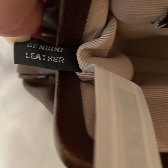 NEW Ann Taylor brown leather purse with gold chain. - Picture 8 of 12